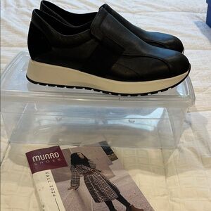 Munro Women's Black Slip-On Sneakers in mint condition!